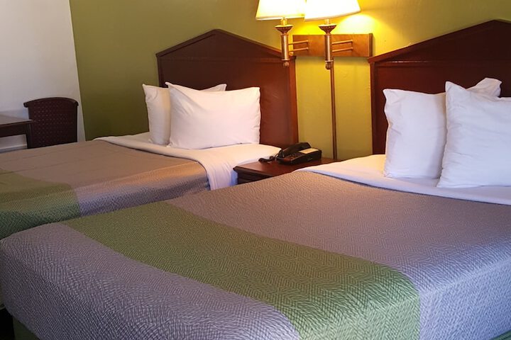 Room 16 of 22