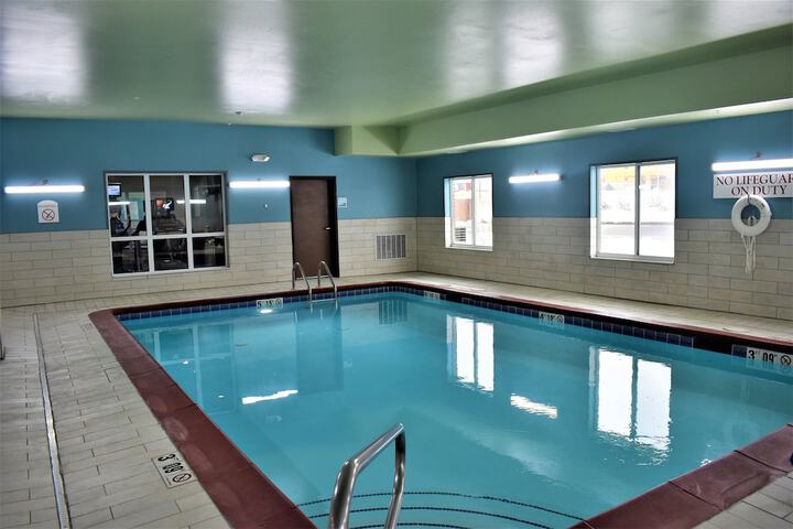 Holiday Inn Express & Suites Sedalia by IHG