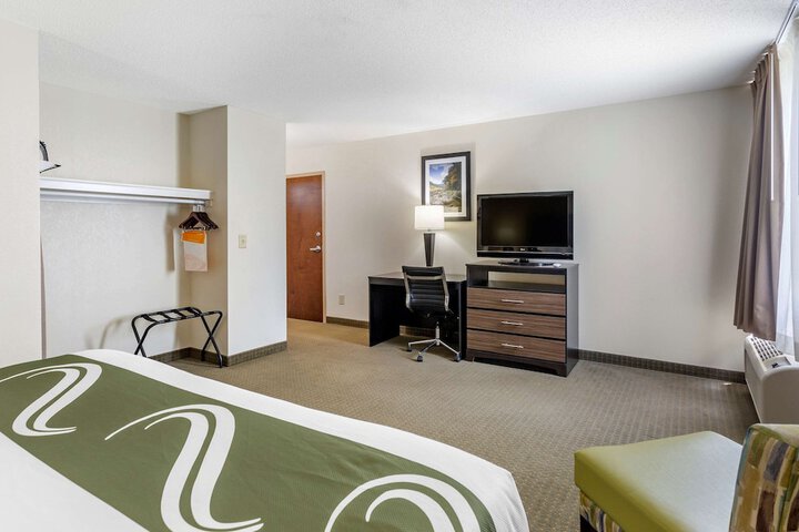 Room 42 of 57