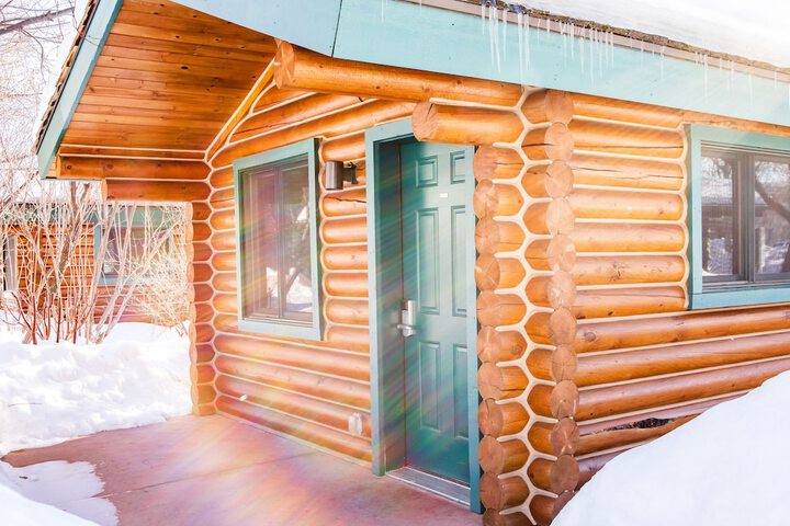 Flying Saddle Resort