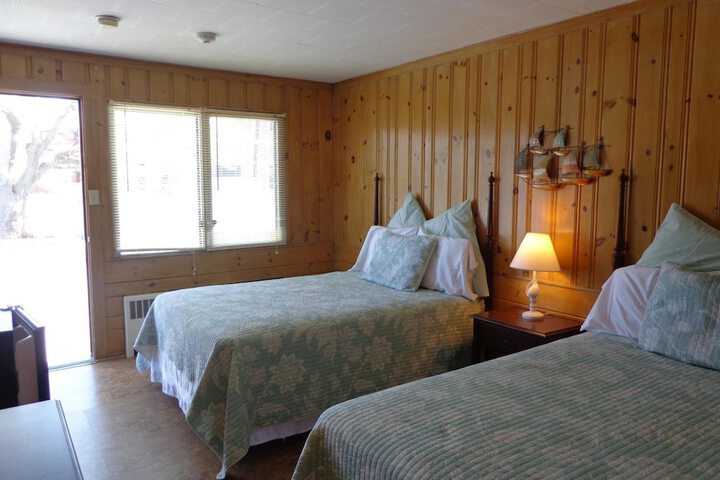 Room 14 of 36