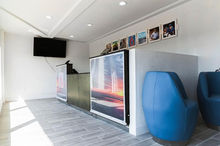Hotel Interior 10 of 49