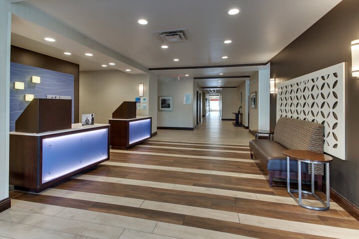 Hotel 7 of 57