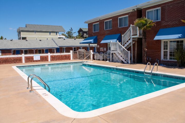 Colonial Inn Motel