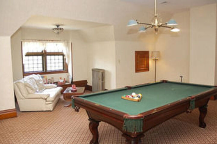 The Grand Anne Bed & Breakfast