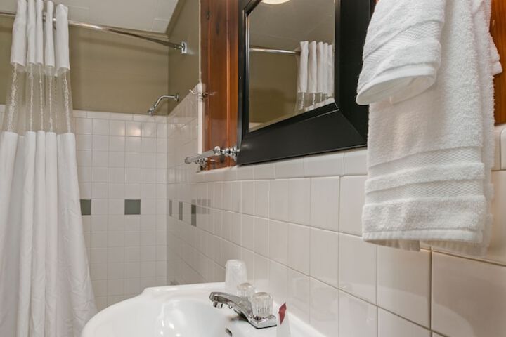 Room 20 of 47