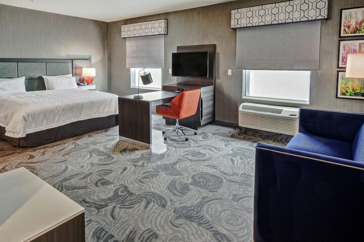 Room 21 of 32