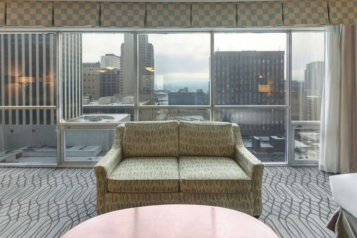 Room 23 of 47