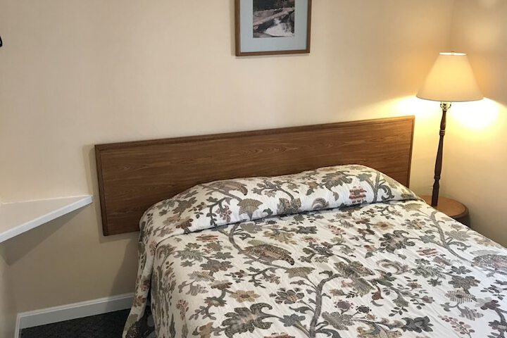 Room 17 of 44