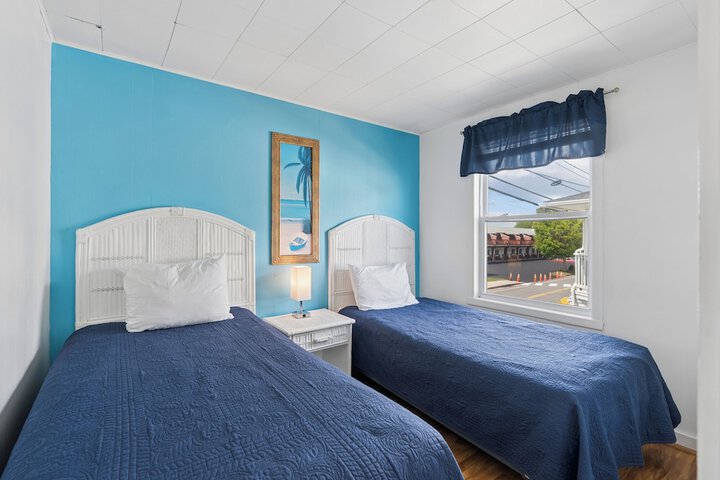Atlantis Motel