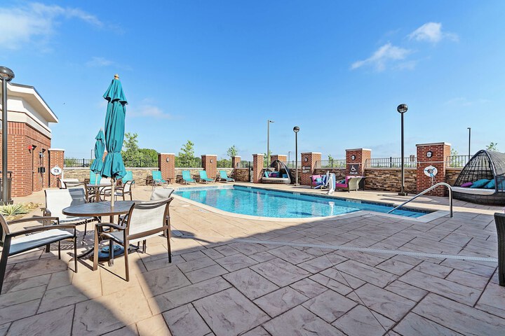 Hilton Garden Inn Edmond / Oklahoma City North OK