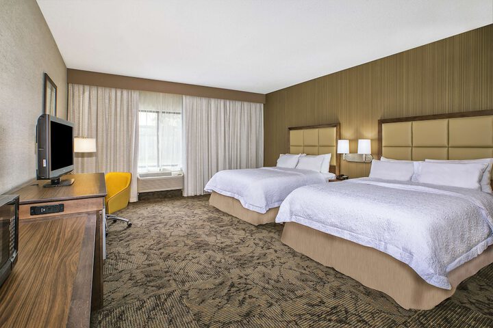 Room 10 of 24