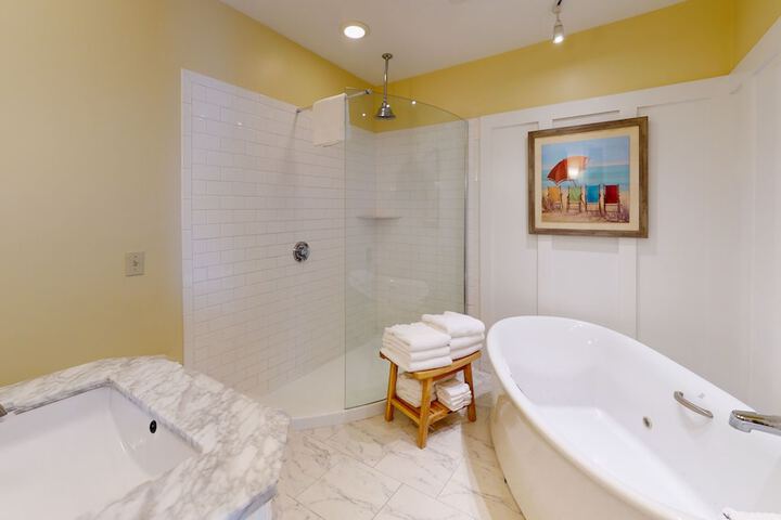 Breezeway Boutique Hotel