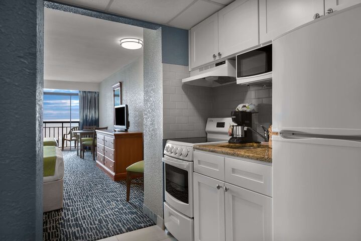 Dayton House Resort BW Signature Collection