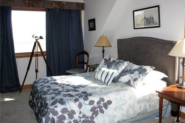 Room 14 of 63
