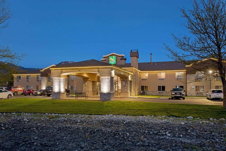 Hotel 5 of 36