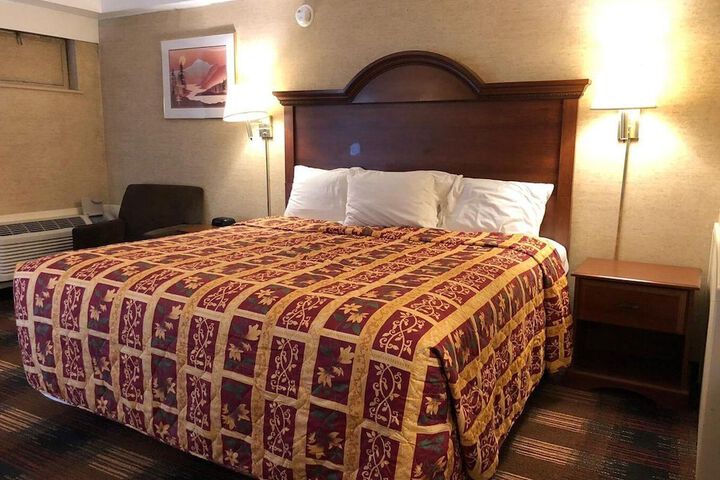 Red Carpet Inn North Syracuse