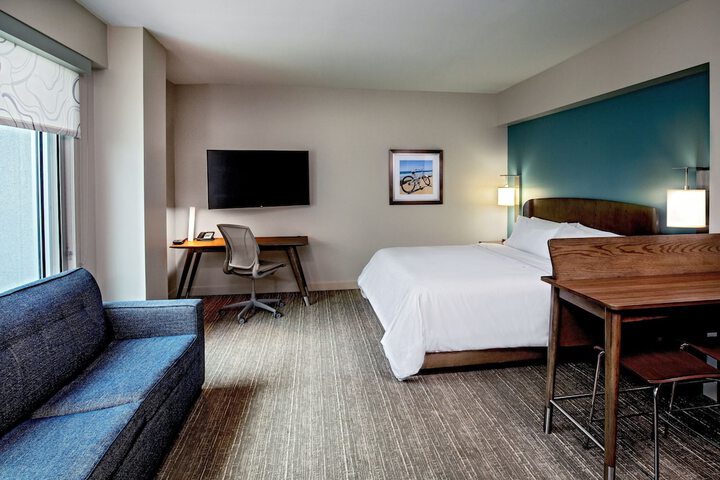 Room 45 of 76