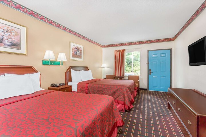 Room 18 of 24