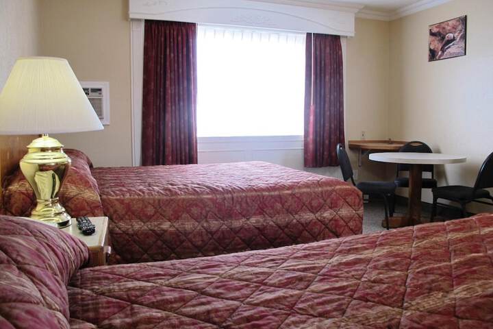 Room 27 of 39
