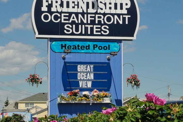 Friendship Oceanfront Suites