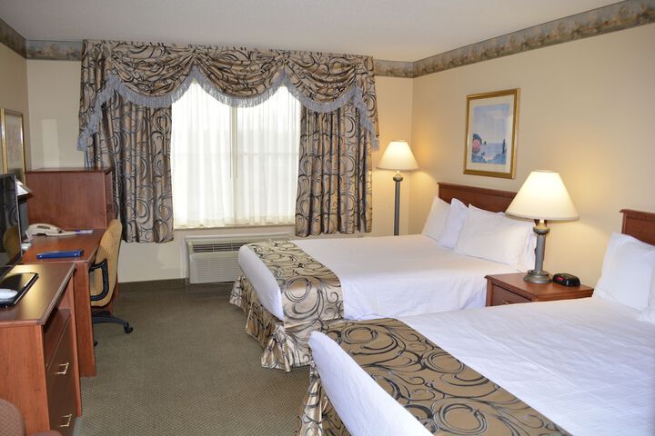 Baymont by Wyndham Waterford / Burlington WI
