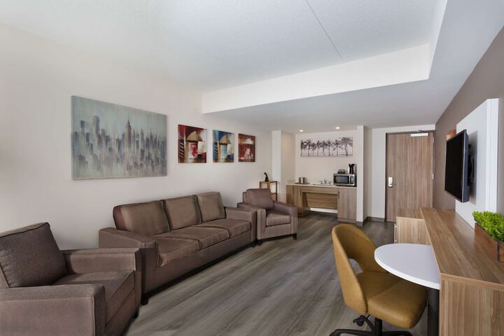 Wyndham Garden Ft. Lauderdale Airport & Cruise Port