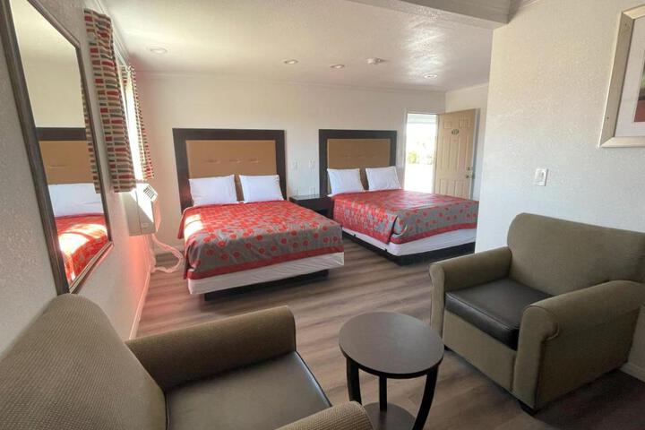 Palm Inn