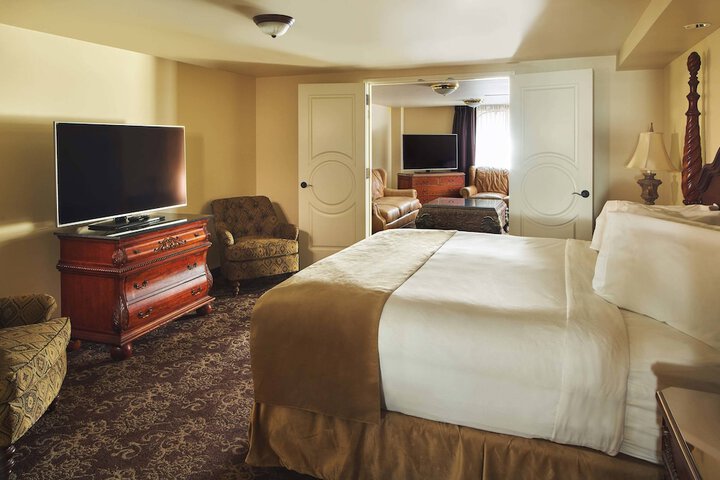 Davenport Hotel Autograph Collection