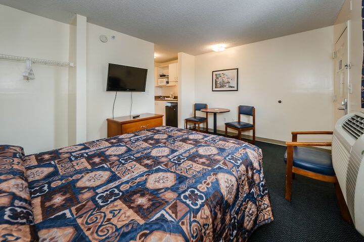 Room 35 of 38
