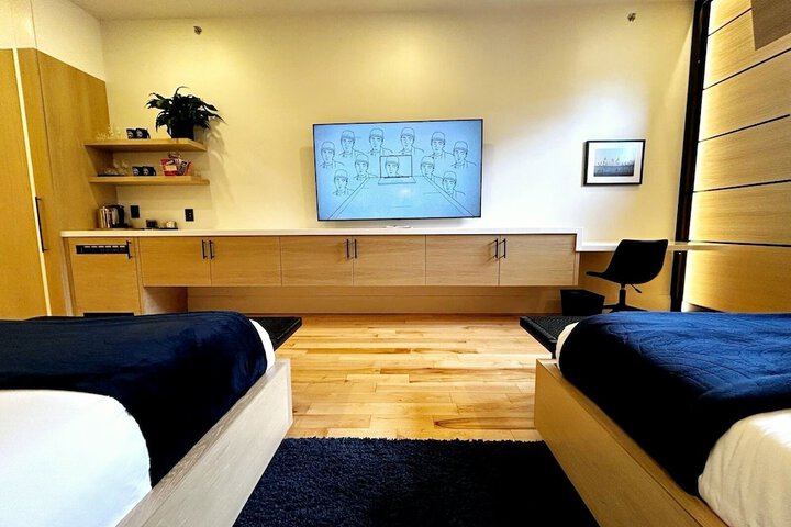 Room 28 of 110