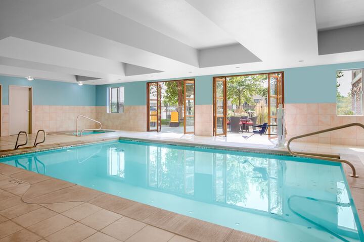Holiday Inn Express & Suites Ontario by IHG