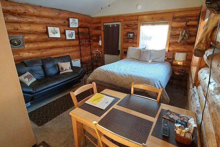 Room 17 of 31