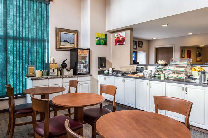 Quality Inn & Suites Silverthorne - Copper Mountain