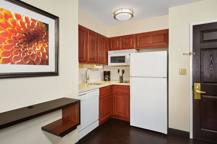 Staybridge Suites South Springfield by IHG