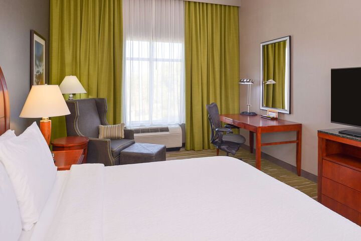 Room 22 of 37