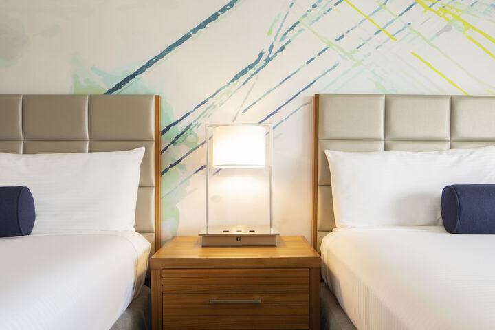 Room 34 of 71