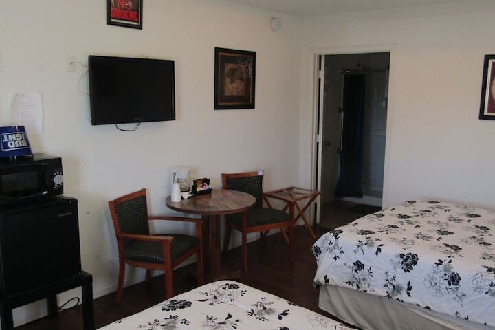 Room 75 of 124