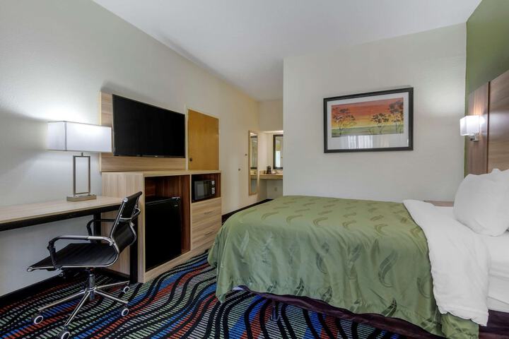 Room 20 of 61