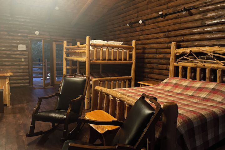 Room 89 of 374