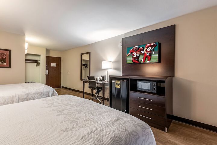 Room 34 of 35