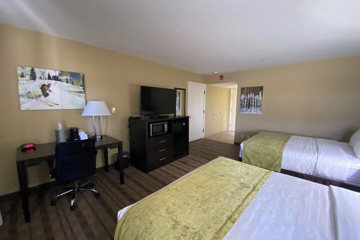 Room 19 of 38