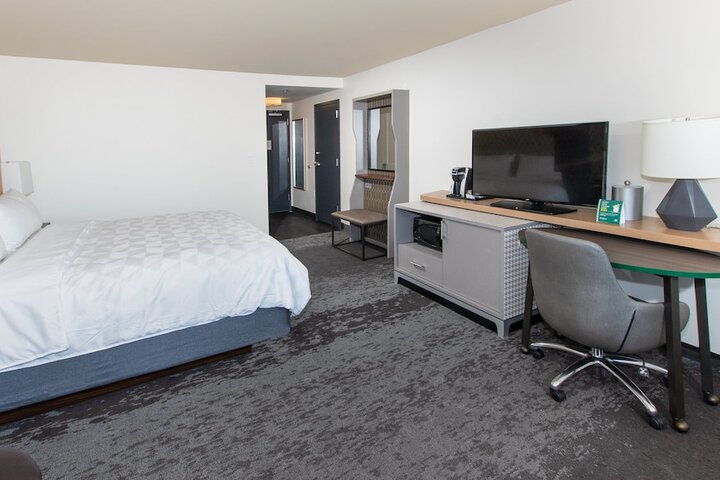Room 46 of 116