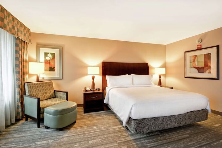 Room 10 of 26