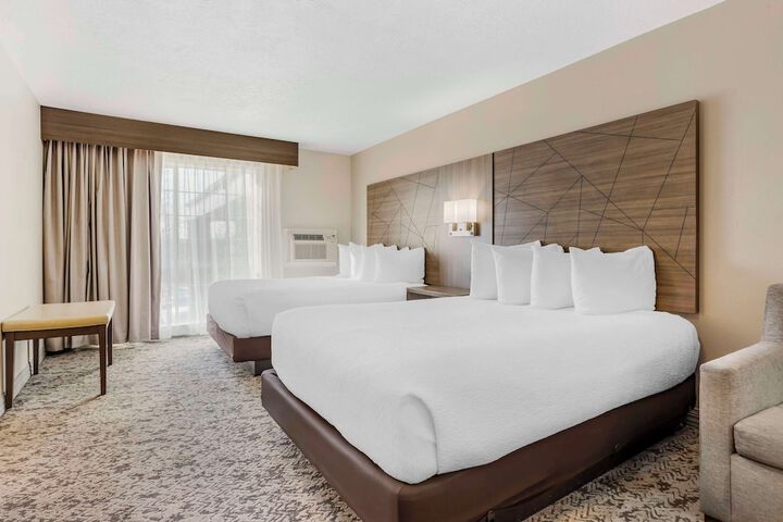 Best Western Plus Grand Manor Inn