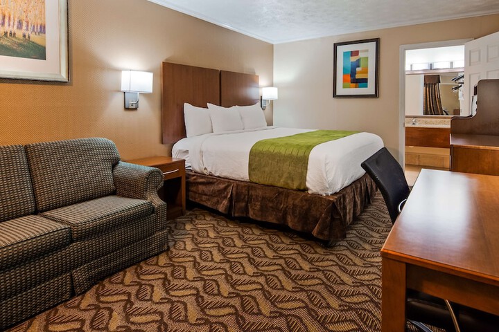 Room 9 of 21