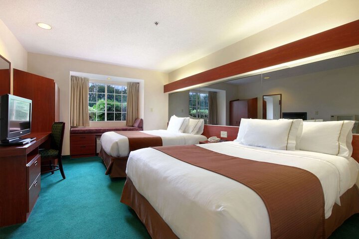 Room 21 of 45