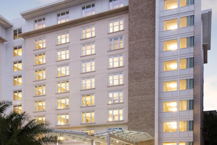 THE LOWLINE HOTEL PART OF JDV BY HYATT CHARLESTON