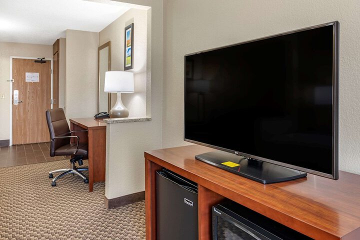 Comfort Inn Near Kokomo Speedway