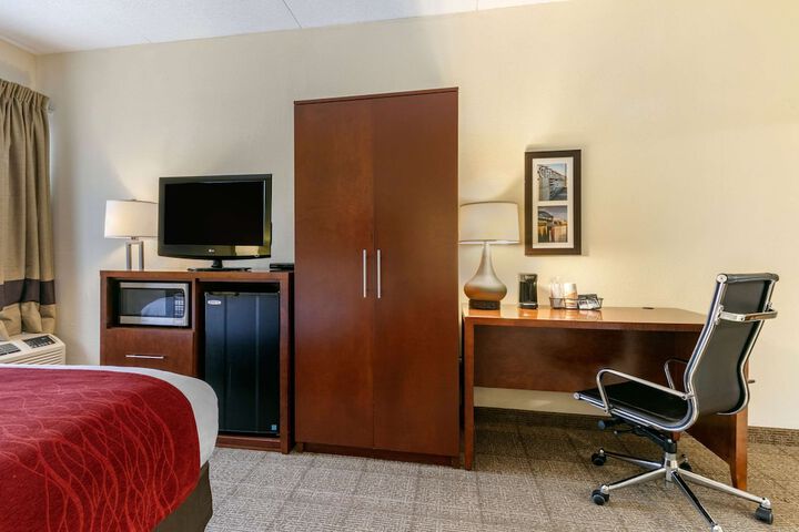 Room 27 of 50